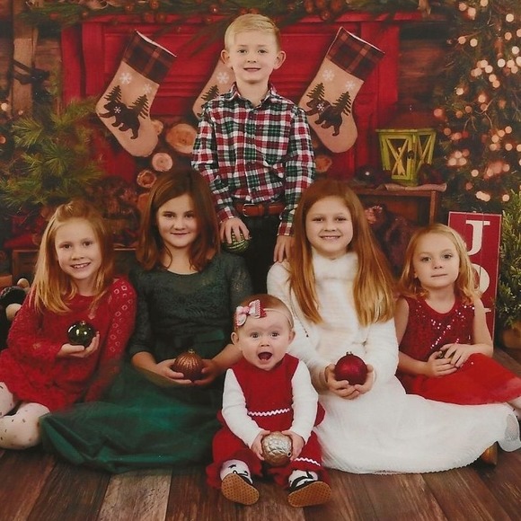 Meet your Posher, Missy - Picture 1 of 1